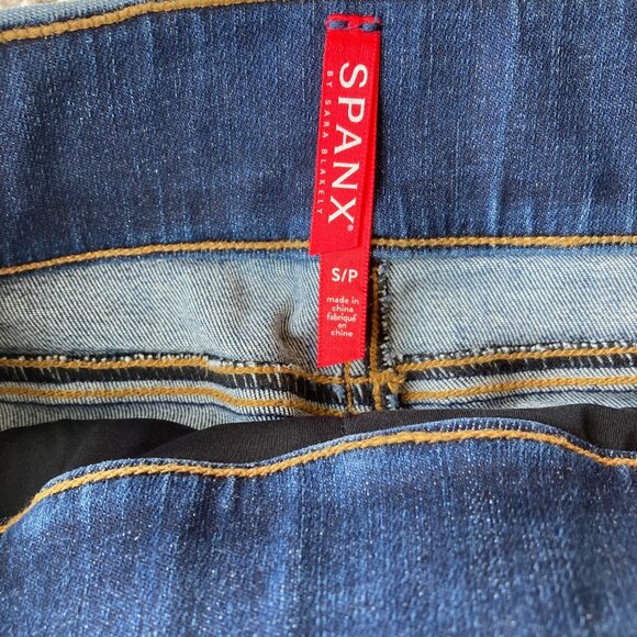 Spanx Distressed Denim Legging Pull On Jeans Small S Medium Wash 20203R - Picture 6 of 8